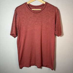 Lululemon Men’s Metal Vent Breathe Short Sleeve T Shirt Heather Red Large
